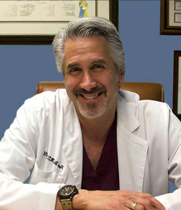 Doutor urólogo Pedro